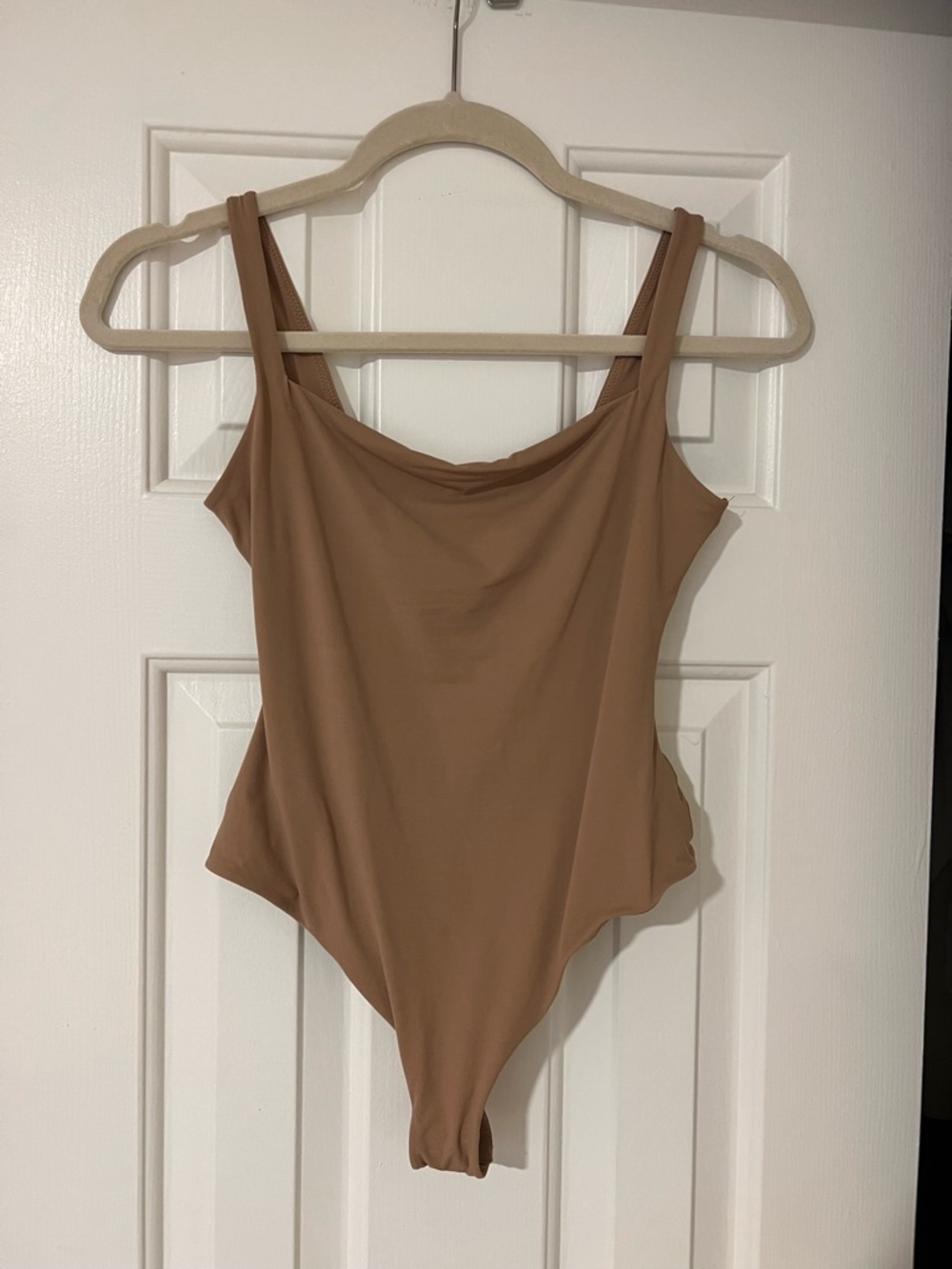 NWOT SKIMS Fits Everybody Square Neck Bodysuit in Sienna, Size S